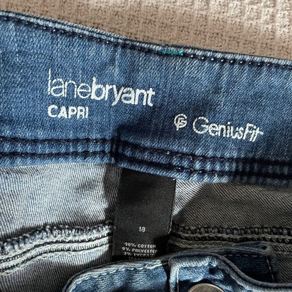 3pair capris good condition like too sell as bundle - Picture 3 of 5